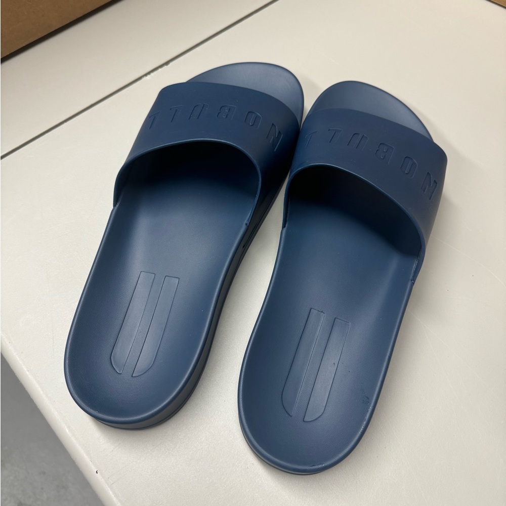 NOBULL SLIDES